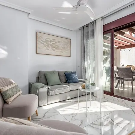 In La Maestranza Apartament Marbella